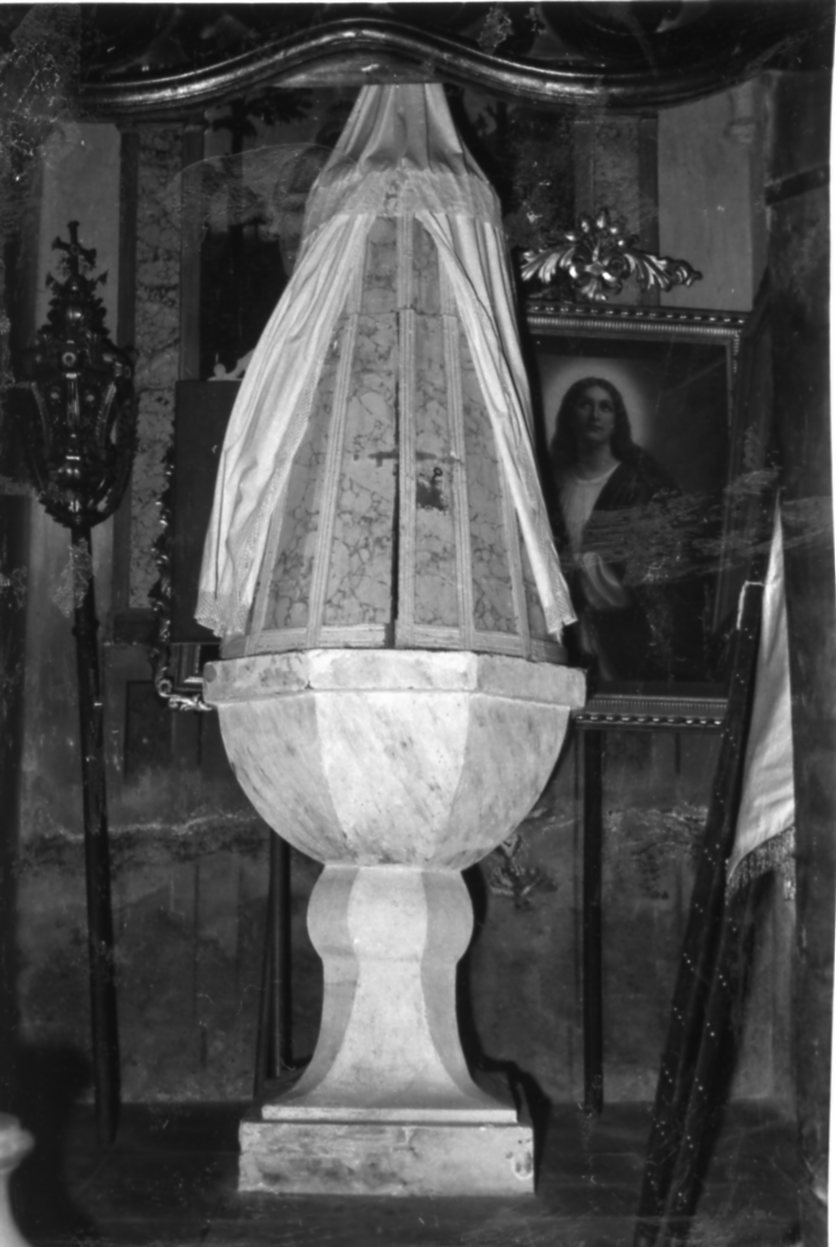 fonte battesimale - a vasca - bottega modenese (seconda metà sec. XVII)