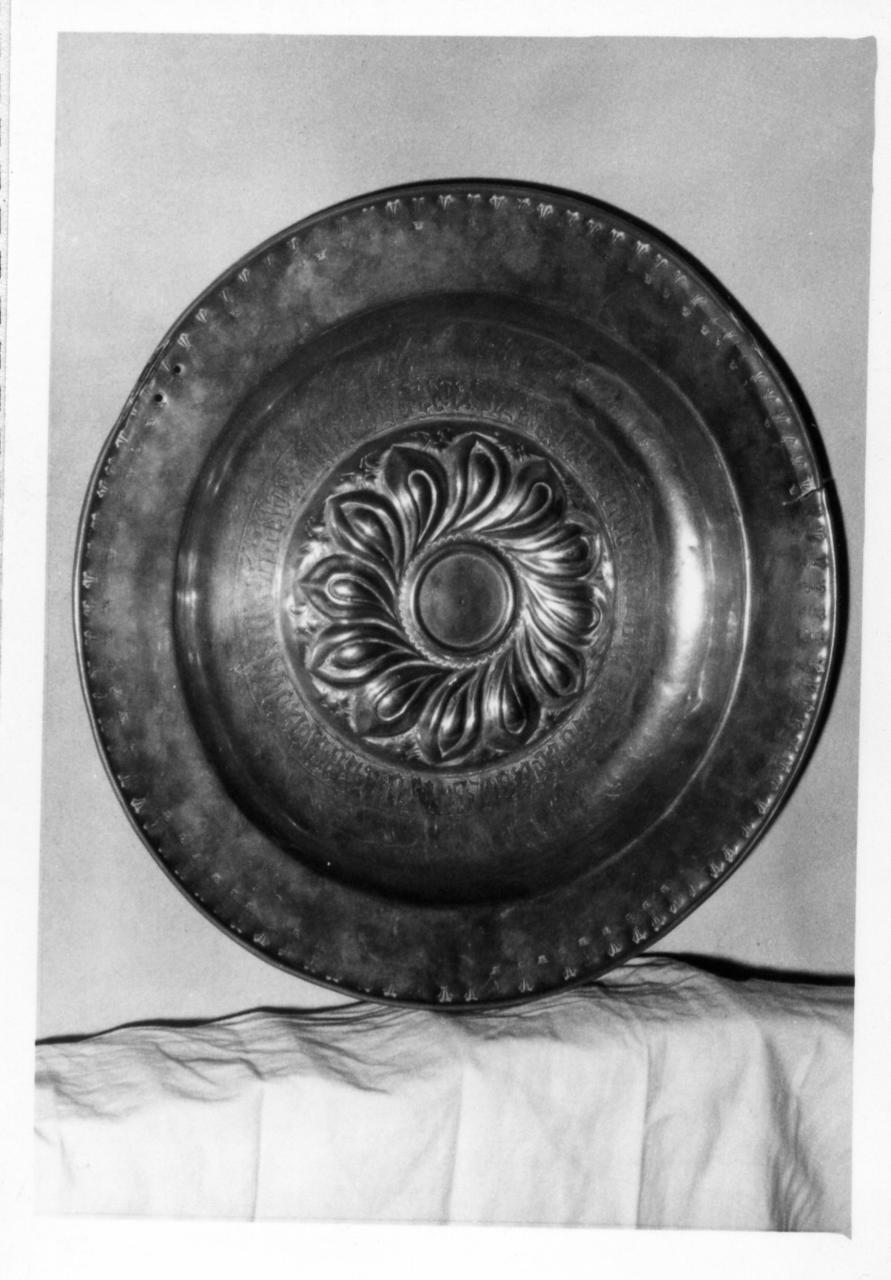 bacile - bottega tedesca (inizio sec. XVI)