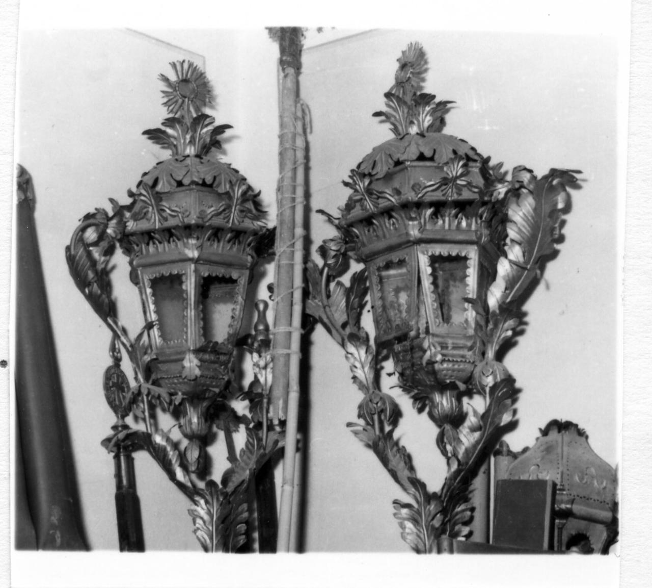 lanterna processionale, serie - bottega emiliana (metà sec. XIX)