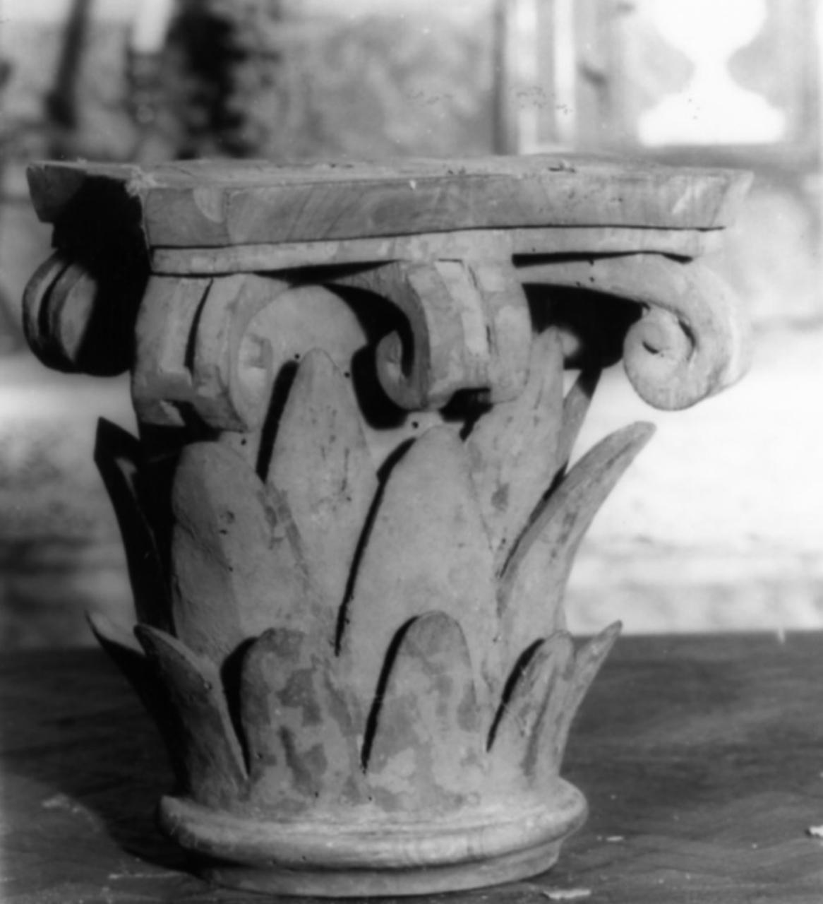 capitello - bottega modenese (inizio sec. XVII)