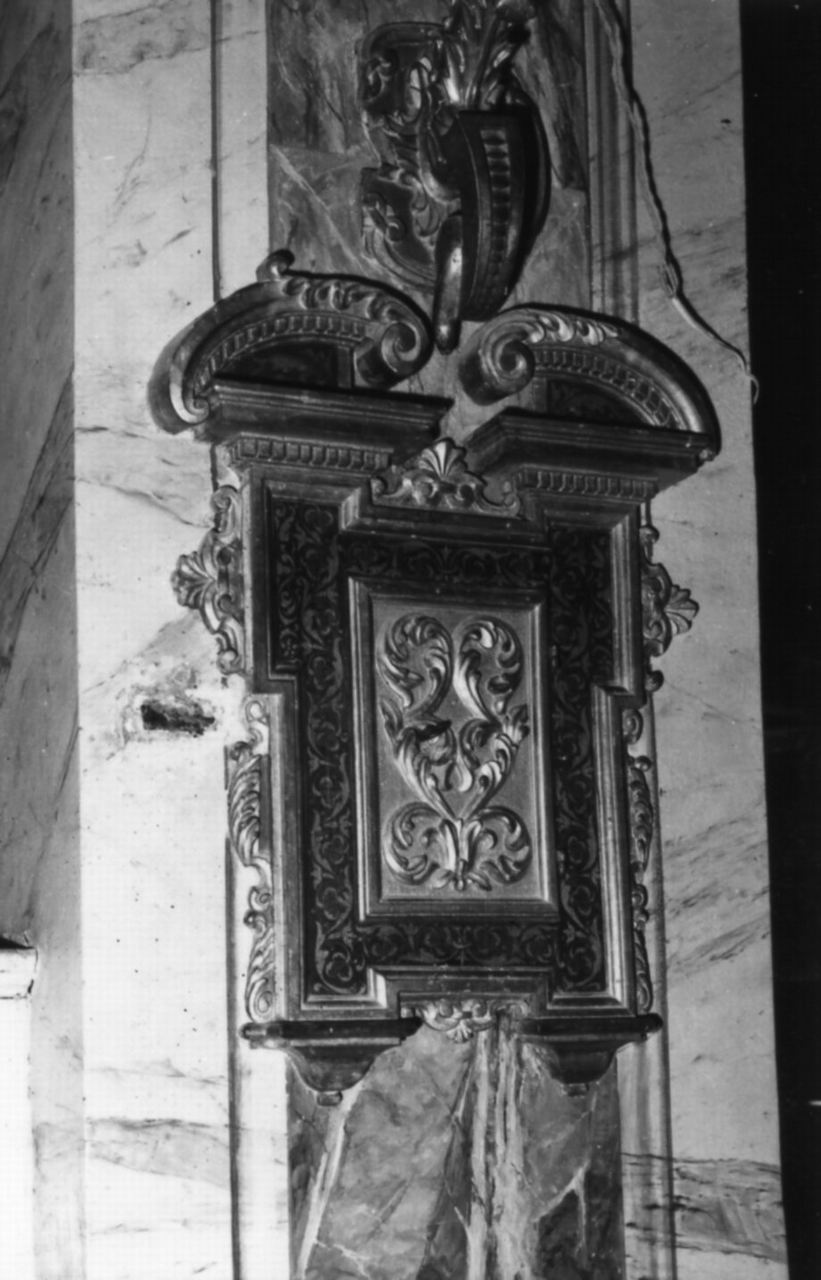 tabernacolo murale, serie - bottega modenese (prima metà sec. XVII)