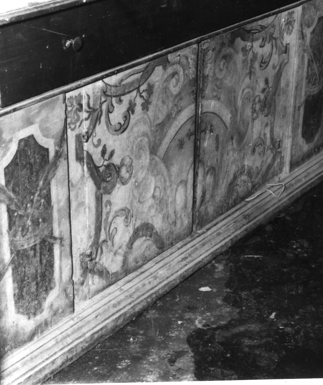 credenza - bottega modenese (seconda metà sec. XVIII)