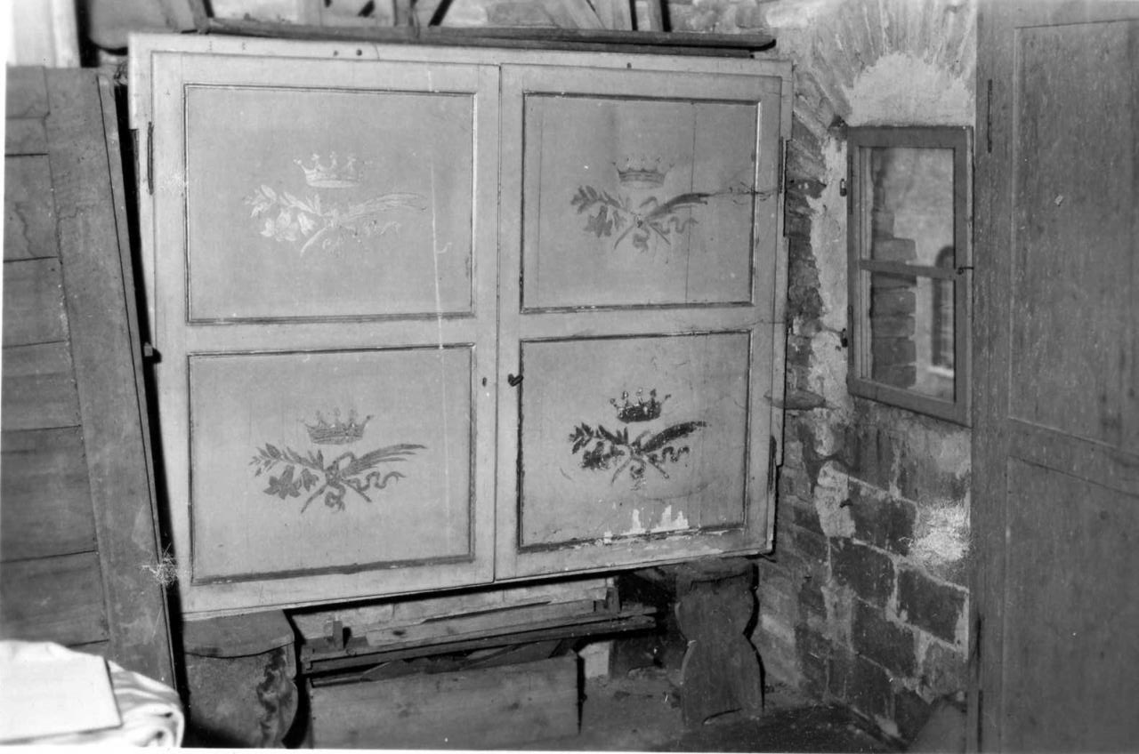 armadio - bottega modenese (seconda metà sec. XVIII)