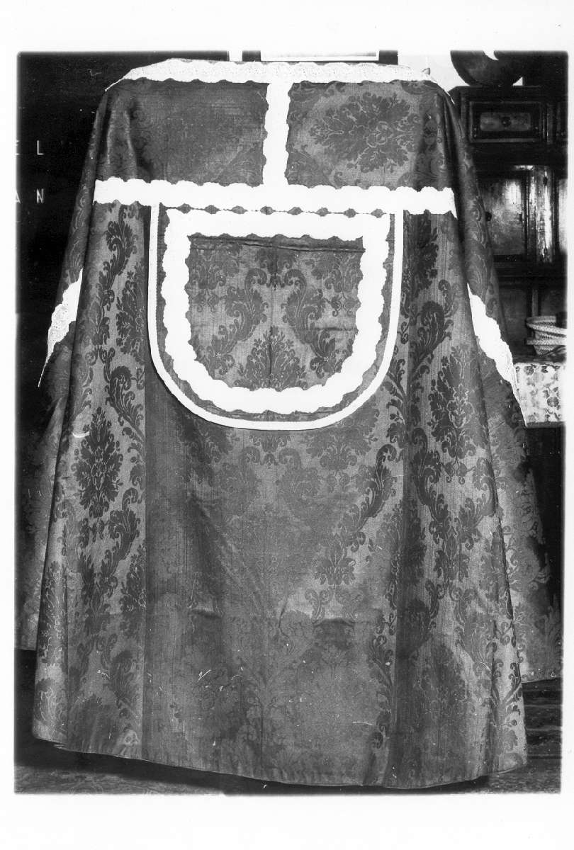 piviale - manifattura italiana (sec. XX)