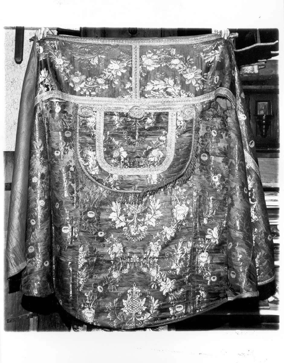 paramento liturgico, insieme - manifattura italiana (fine/inizio secc. XIX/ XX)