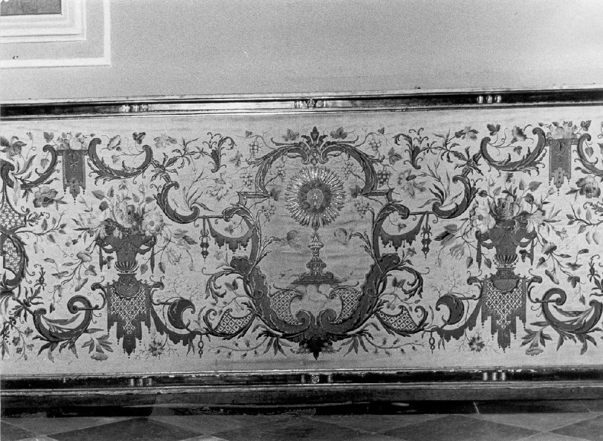 paliotto - manifattura italiana (fine/inizio secc. XVII/ XVIII)