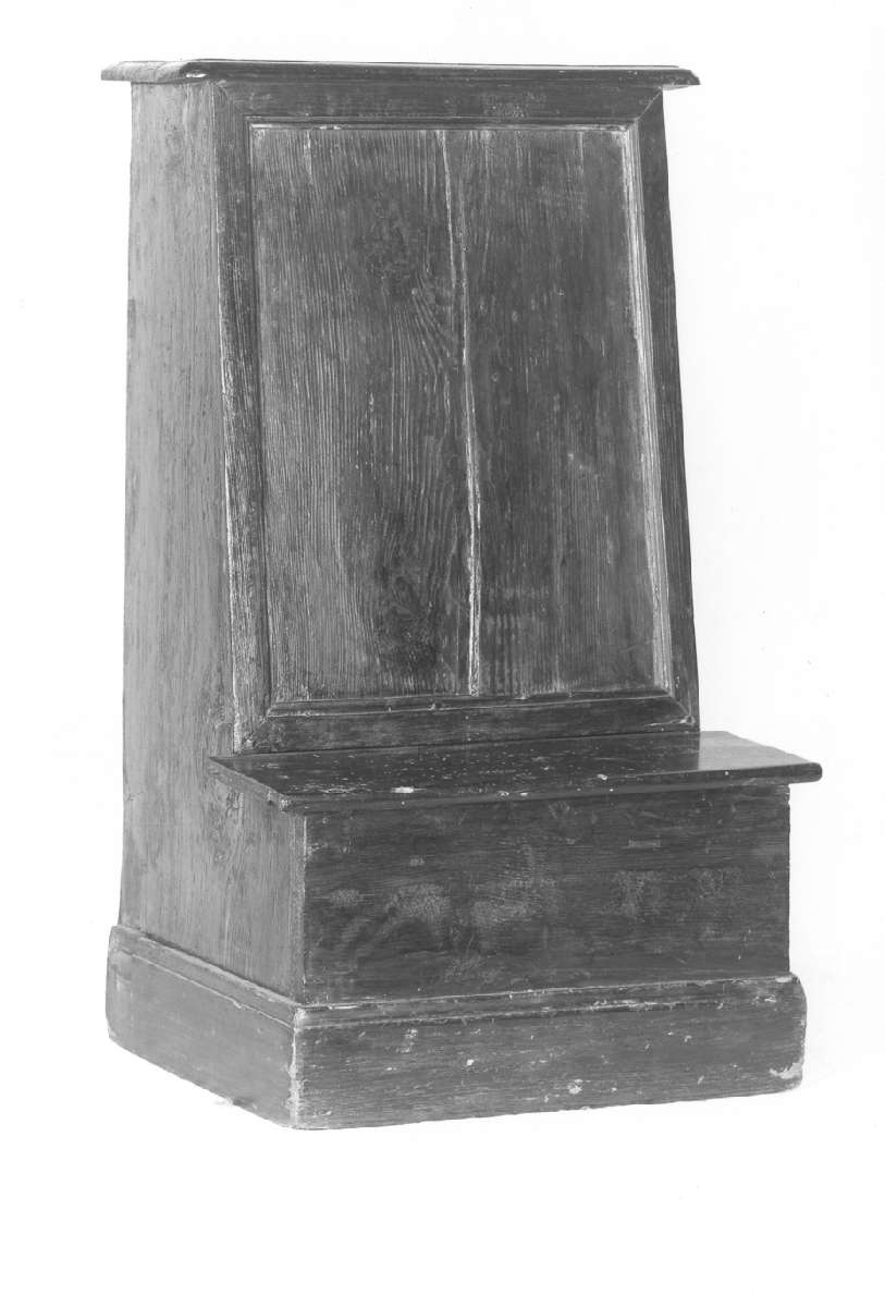 inginocchiatoio - manifattura emiliana (sec. XVIII)