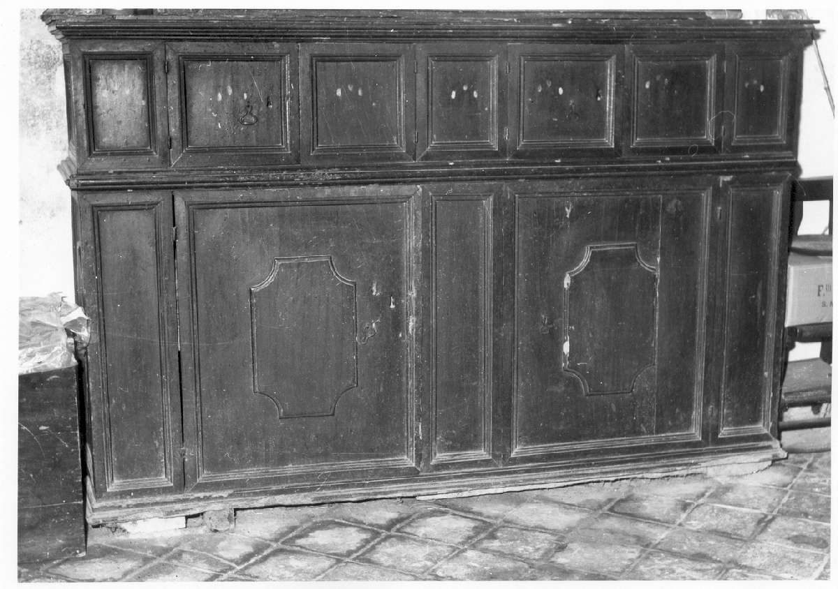 credenzone, elemento d'insieme - manifattura modenese (prima metà sec. XVII)