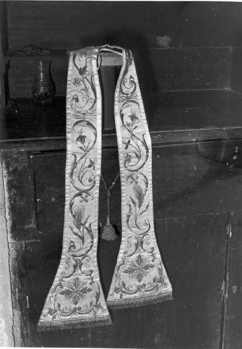 stolone di pianeta, elemento d'insieme - manifattura modenese (metà sec. XIX)