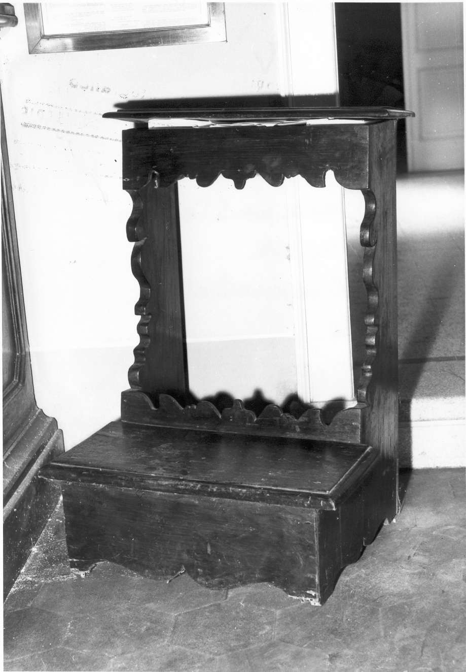 inginocchiatoio, serie - manifattura reggiana (seconda metà sec. XIX)