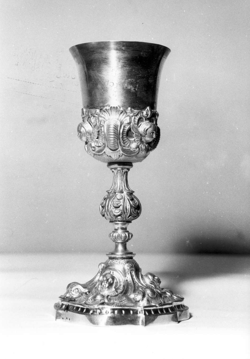 calice - manifattura emiliana (seconda metà sec. XIX)