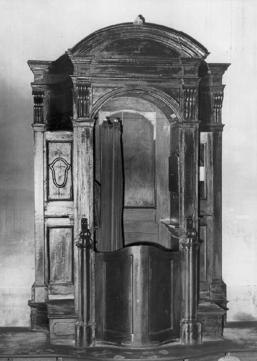 confessionale - manifattura modenese (seconda metà sec. XVIII)