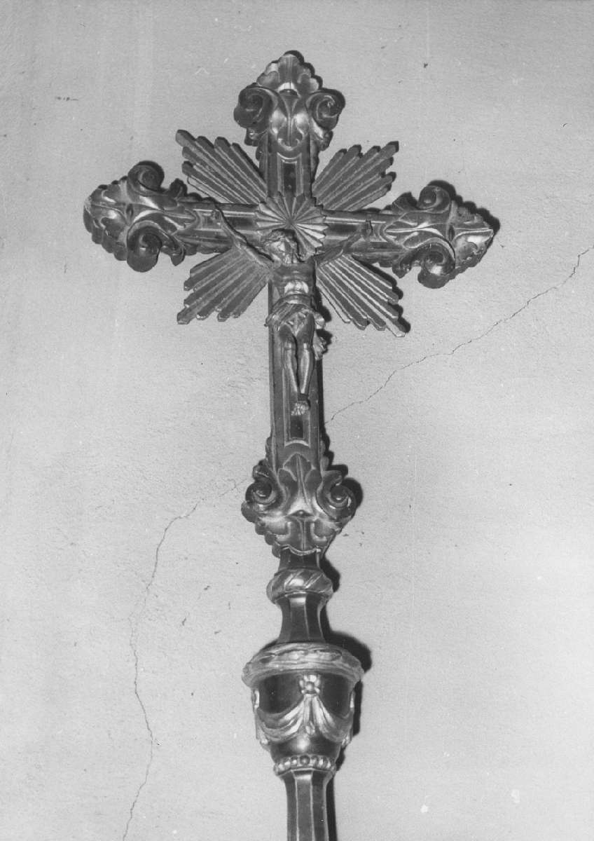 croce processionale - manifattura modenese (fine/inizio secc. XVIII/ XIX)