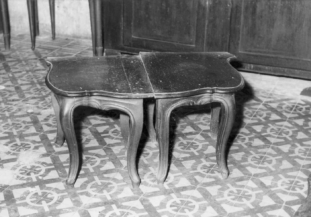 tavolino, serie - manifattura emiliana (seconda metà sec. XVIII)