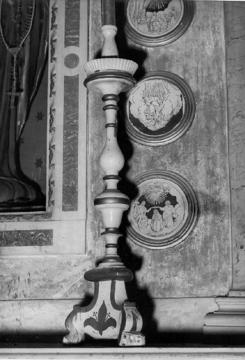 candeliere d'altare, serie - manifattura modenese (seconda metà sec. XVIII)