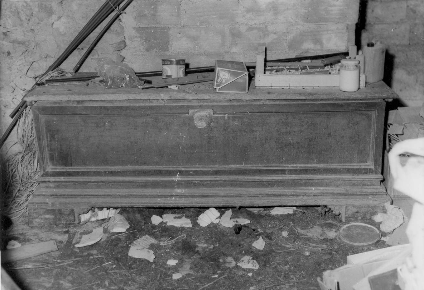 cassapanca - manifattura reggiana (seconda metà sec. XVII)