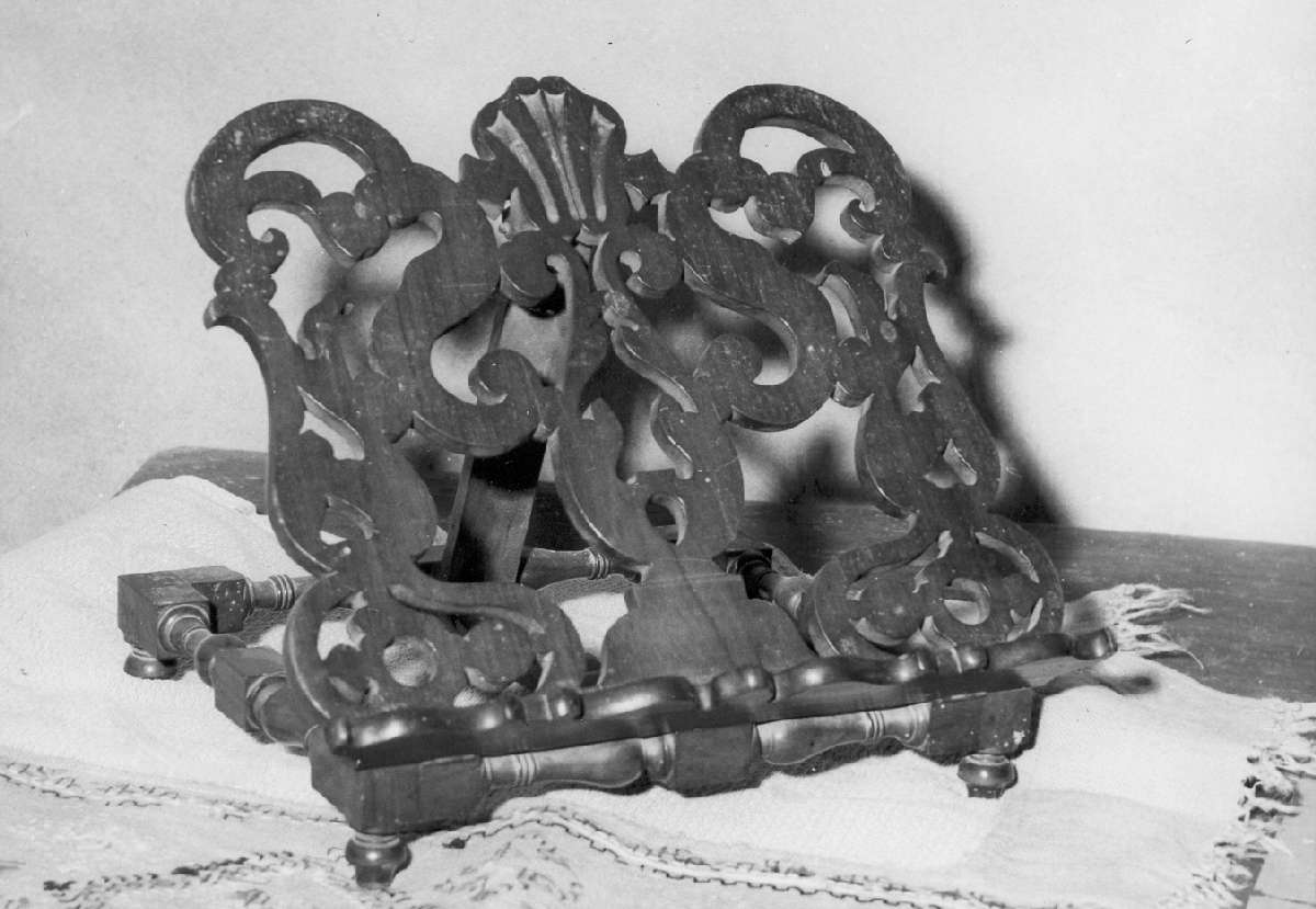 leggio d'altare - manifattura emiliana (seconda metà sec. XIX)