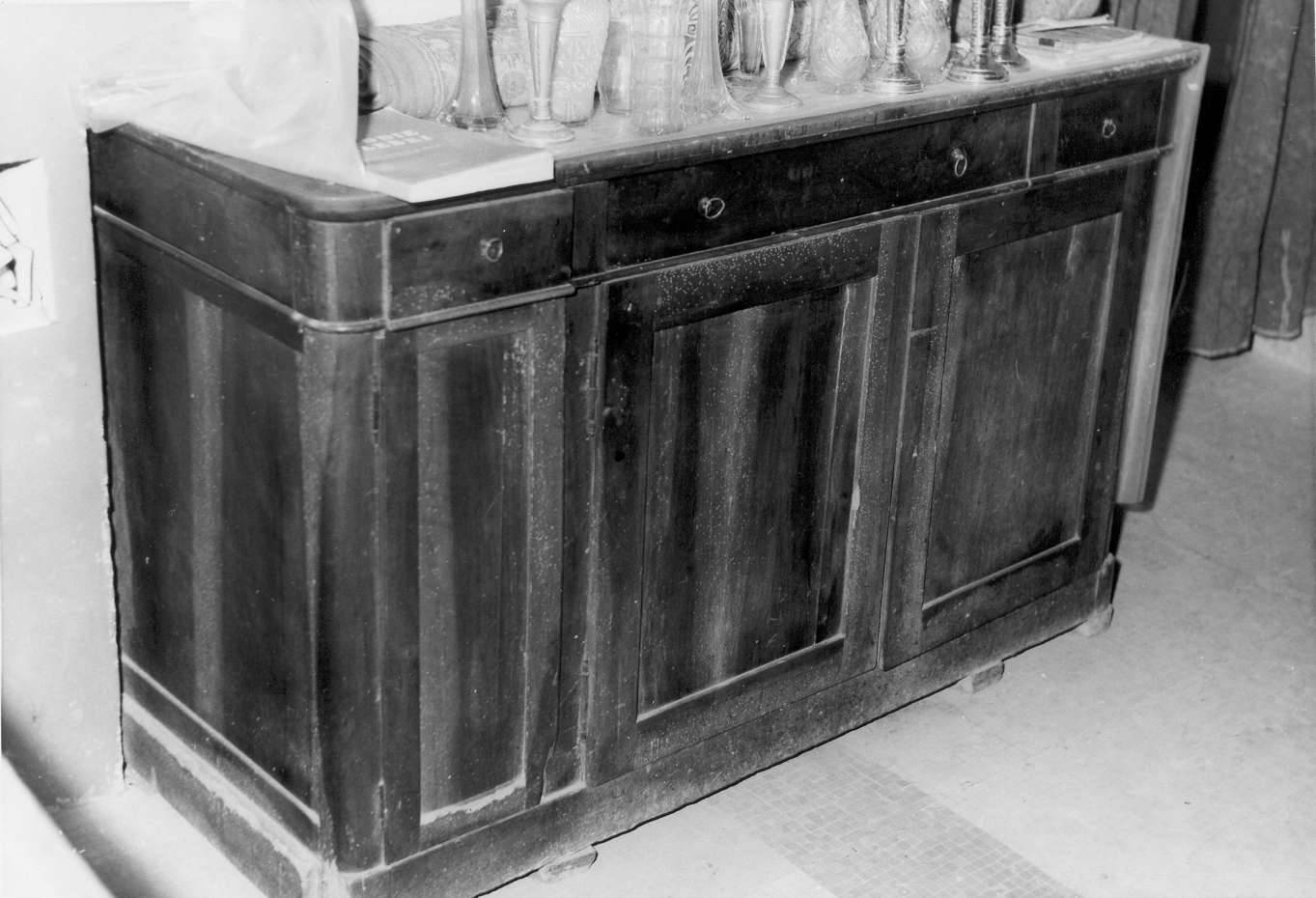 armadio da sacrestia - manifattura reggiana (sec. XIX)