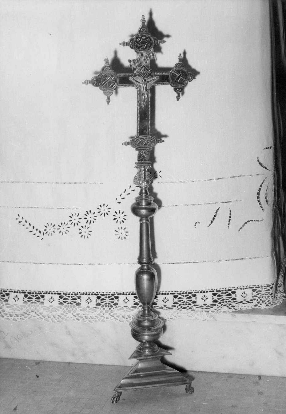 croce processionale - manifattura reggiana (sec. XVII)