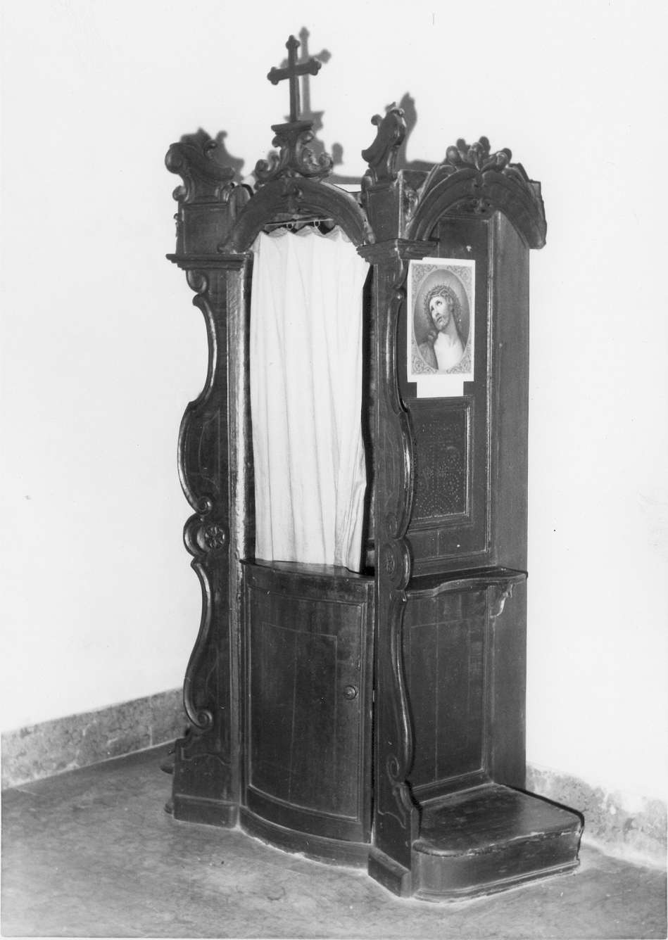 confessionale - manifattura emiliano-lombarda (seconda metà sec. XVIII)