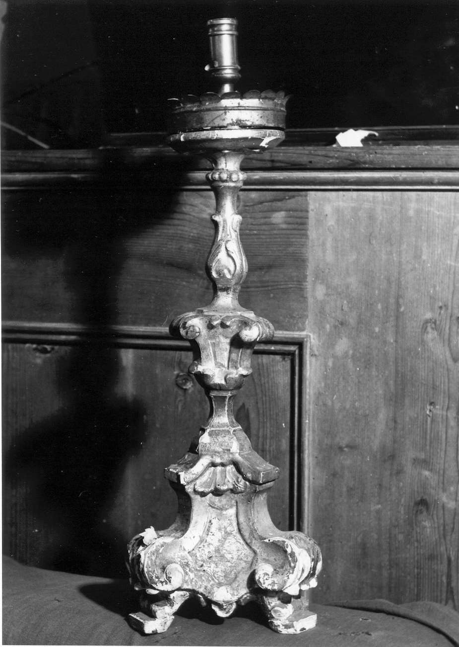candeliere d'altare, serie - manifattura emiliana (seconda metà sec. XVIII)