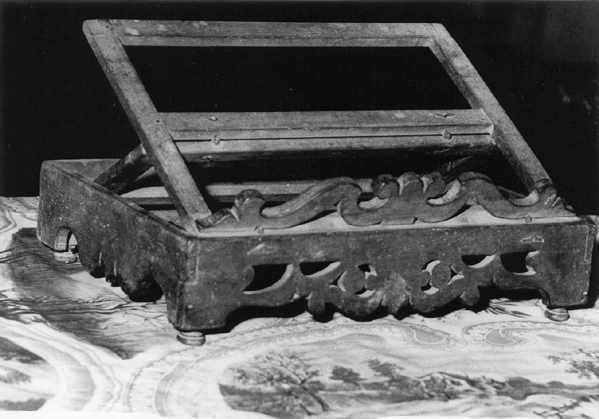 leggio d'altare - manifattura reggiana (sec. XVII)