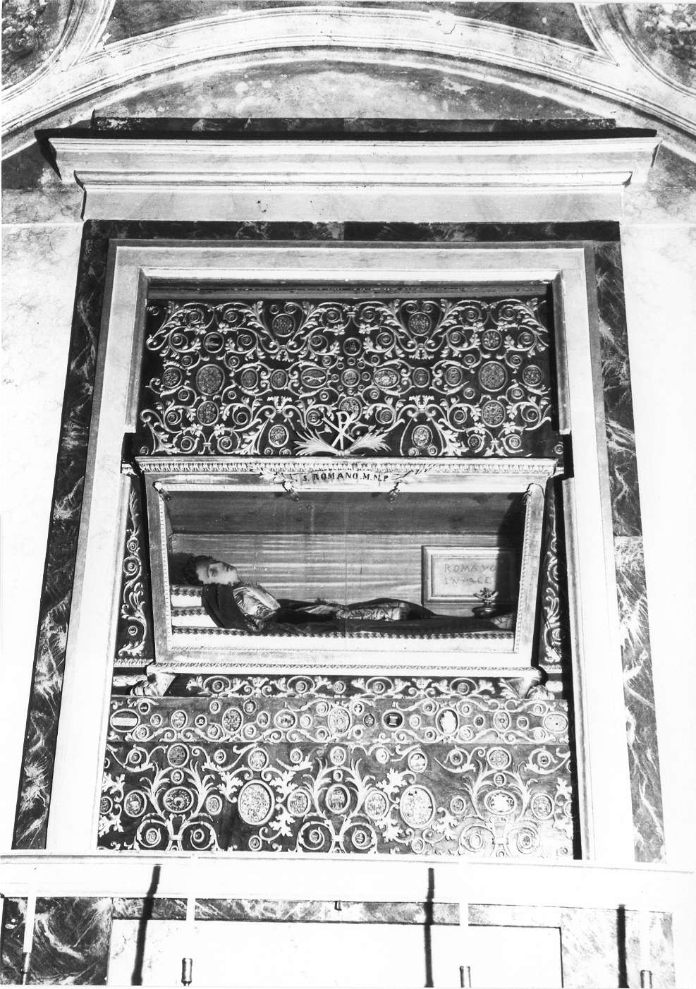 reliquiario a teca - a urna - manifattura emiliana (sec. XIX)