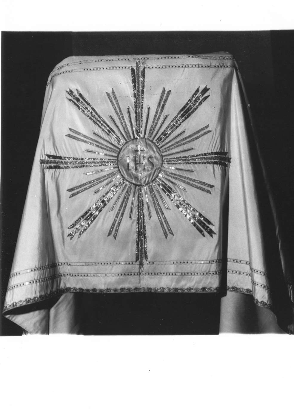 velo omerale - manifattura reggiana (seconda metà sec. XIX)