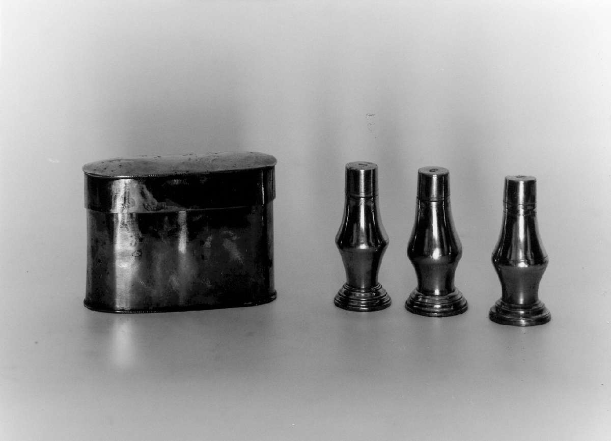 vasetti per oli santi - manifattura emiliana (sec. XVIII)