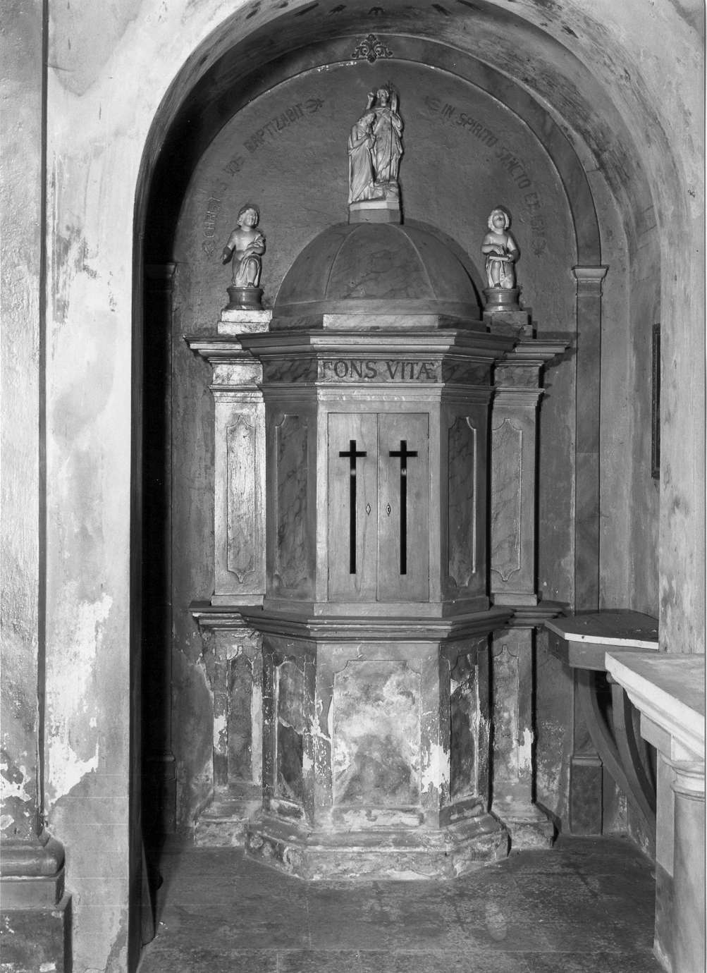 fonte battesimale - manifattura emiliano-lombarda (fine/inizio secc. XIX/ XX)