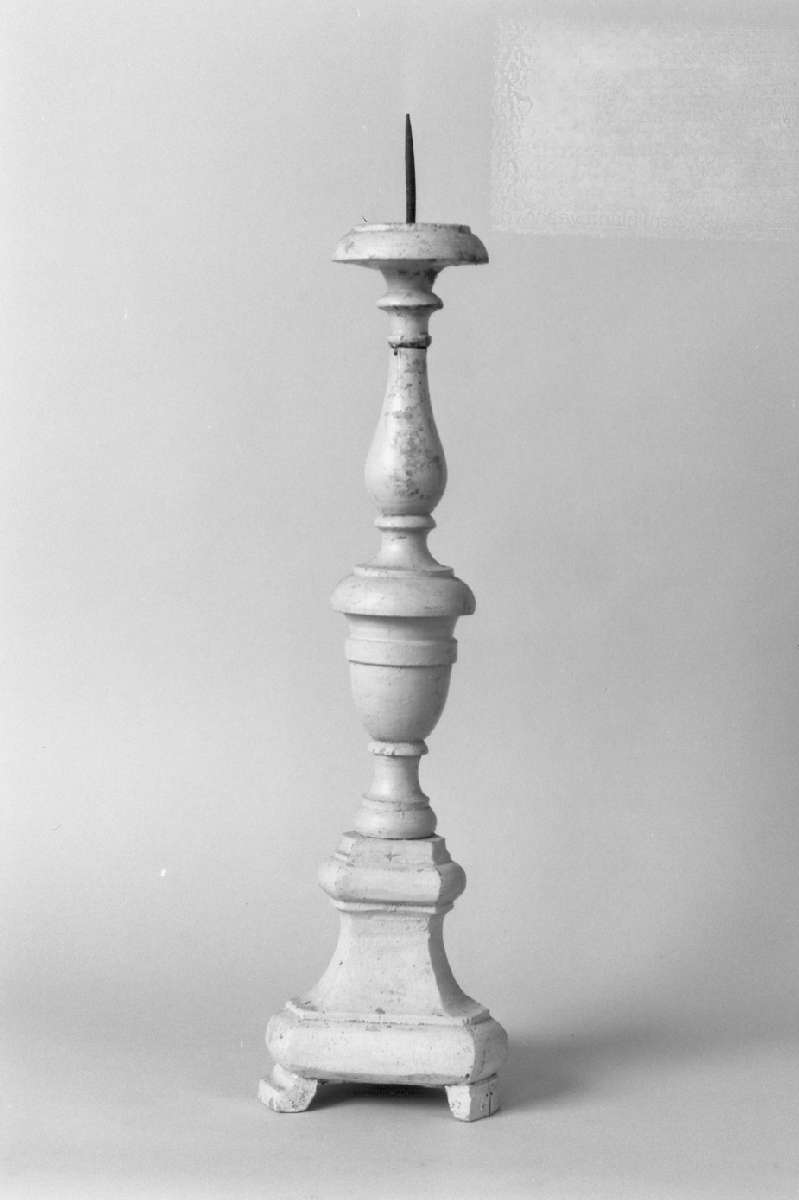 candeliere, serie - manifattura modenese (fine/inizio secc. XIX/ XX)