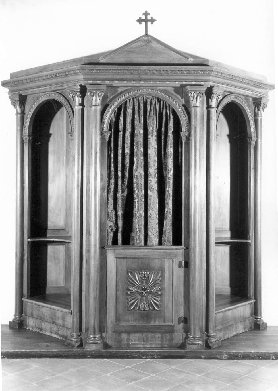 confessionale, serie - manifattura reggiana (fine/inizio secc. XIX/ XX)