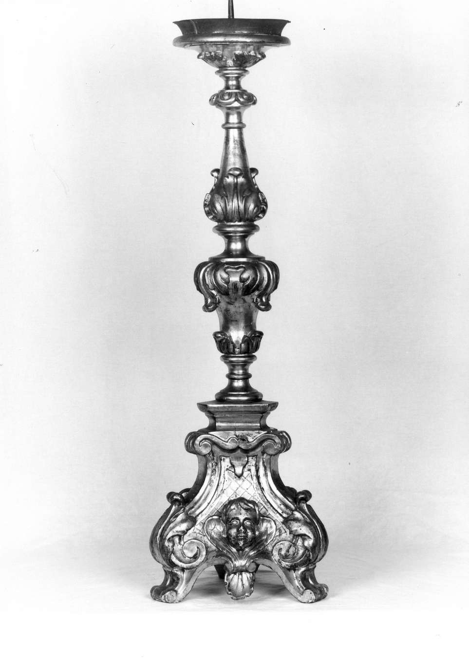 candeliere d'altare, serie - manifattura emiliana (seconda metà sec. XVIII)