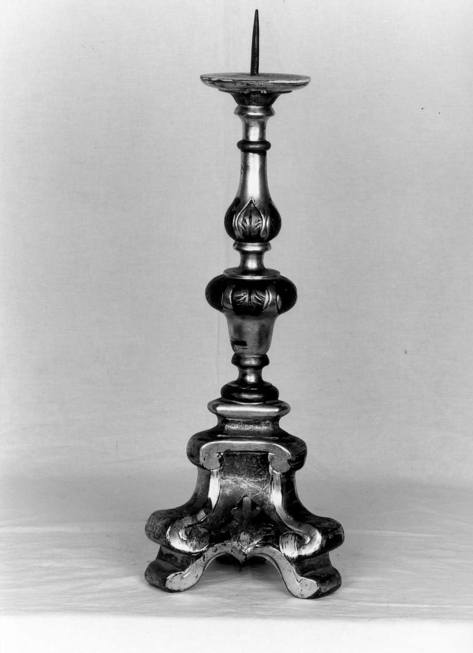 candeliere d'altare, serie - manifattura emiliana (prima metà sec. XIX)