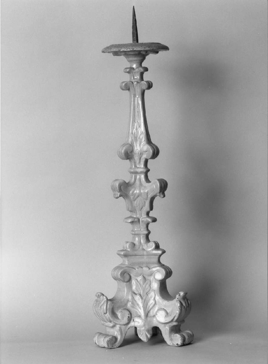 candeliere d'altare, serie - manifattura modenese (sec. XVIII)