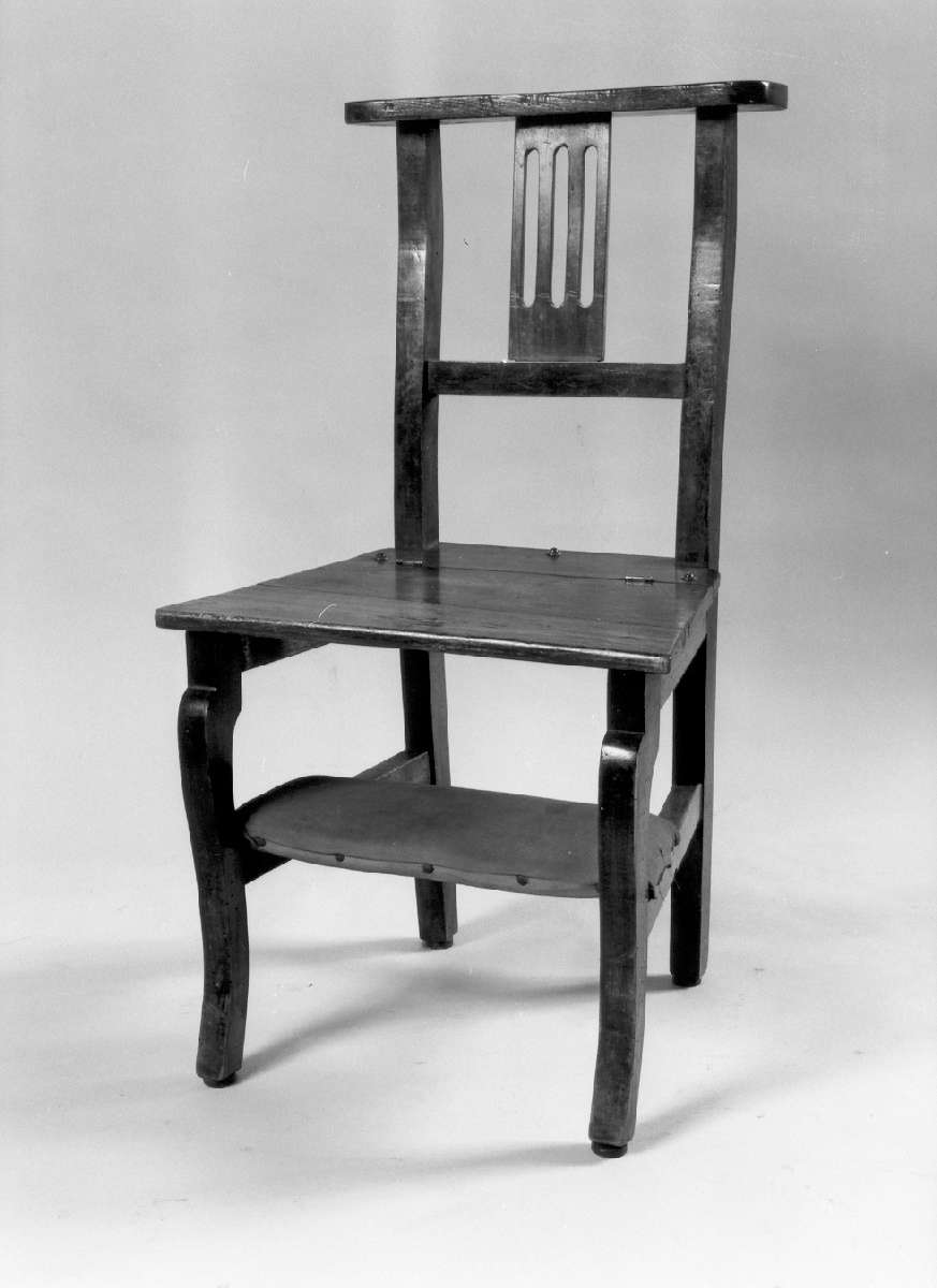 sedia con inginocchiatoio, serie - manifattura modenese (prima metà sec. XIX)