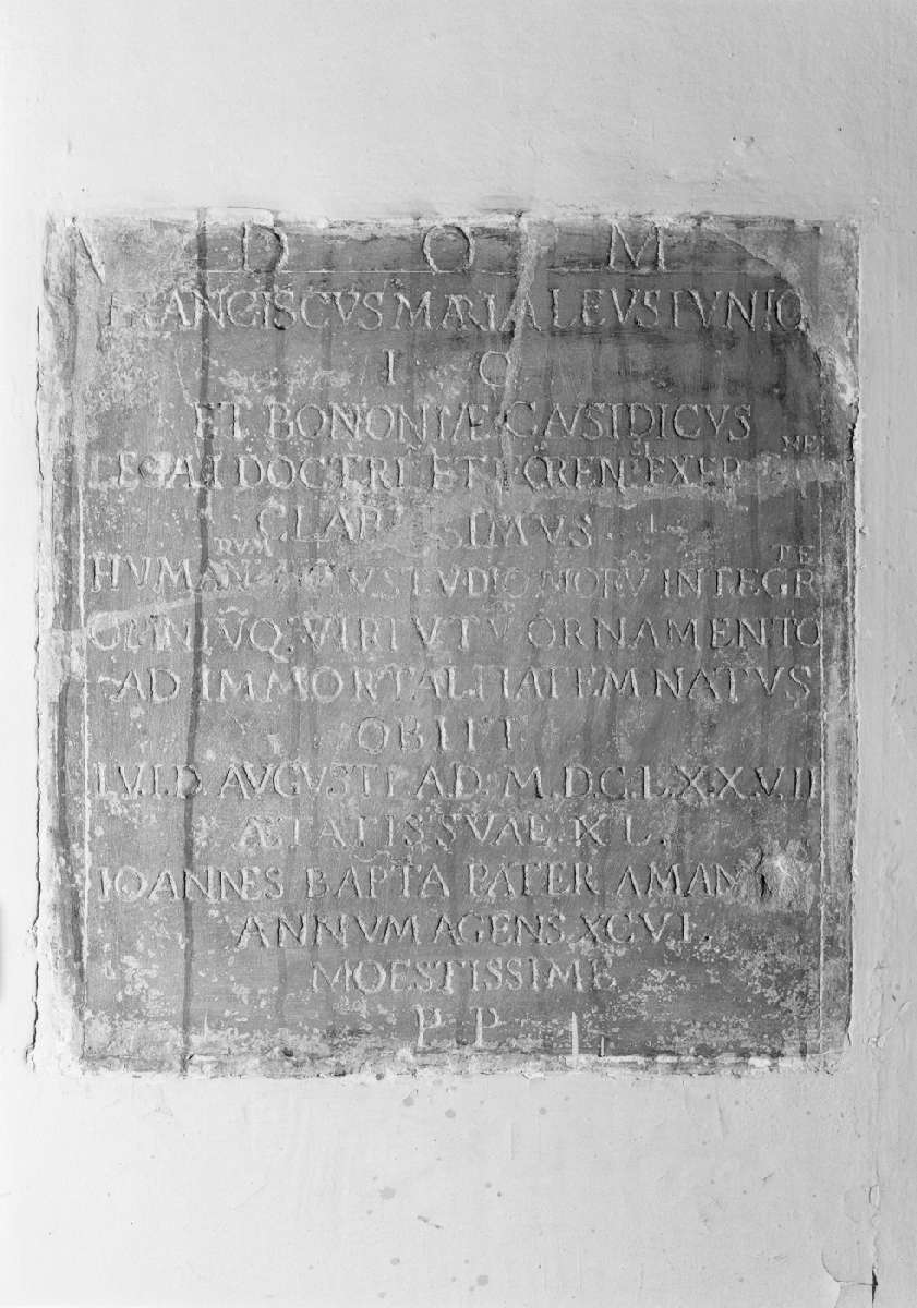 lapide commemorativa - manifattura sassolese (sec. XVII)