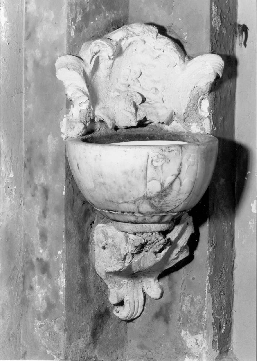 acquasantiera da parete - manifattura emiliana (sec. XVIII)