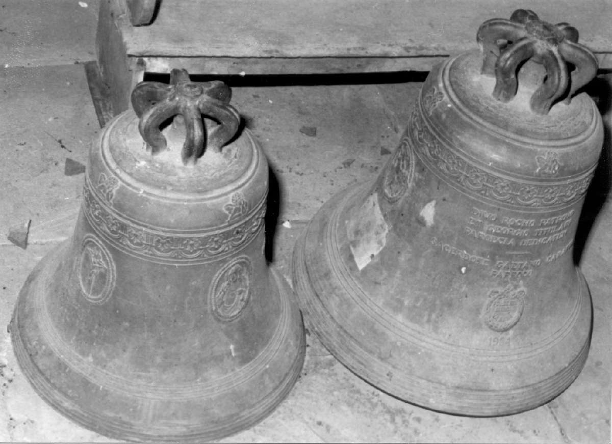 campana, insieme - bottega Bianchi di Varese (sec. XX)