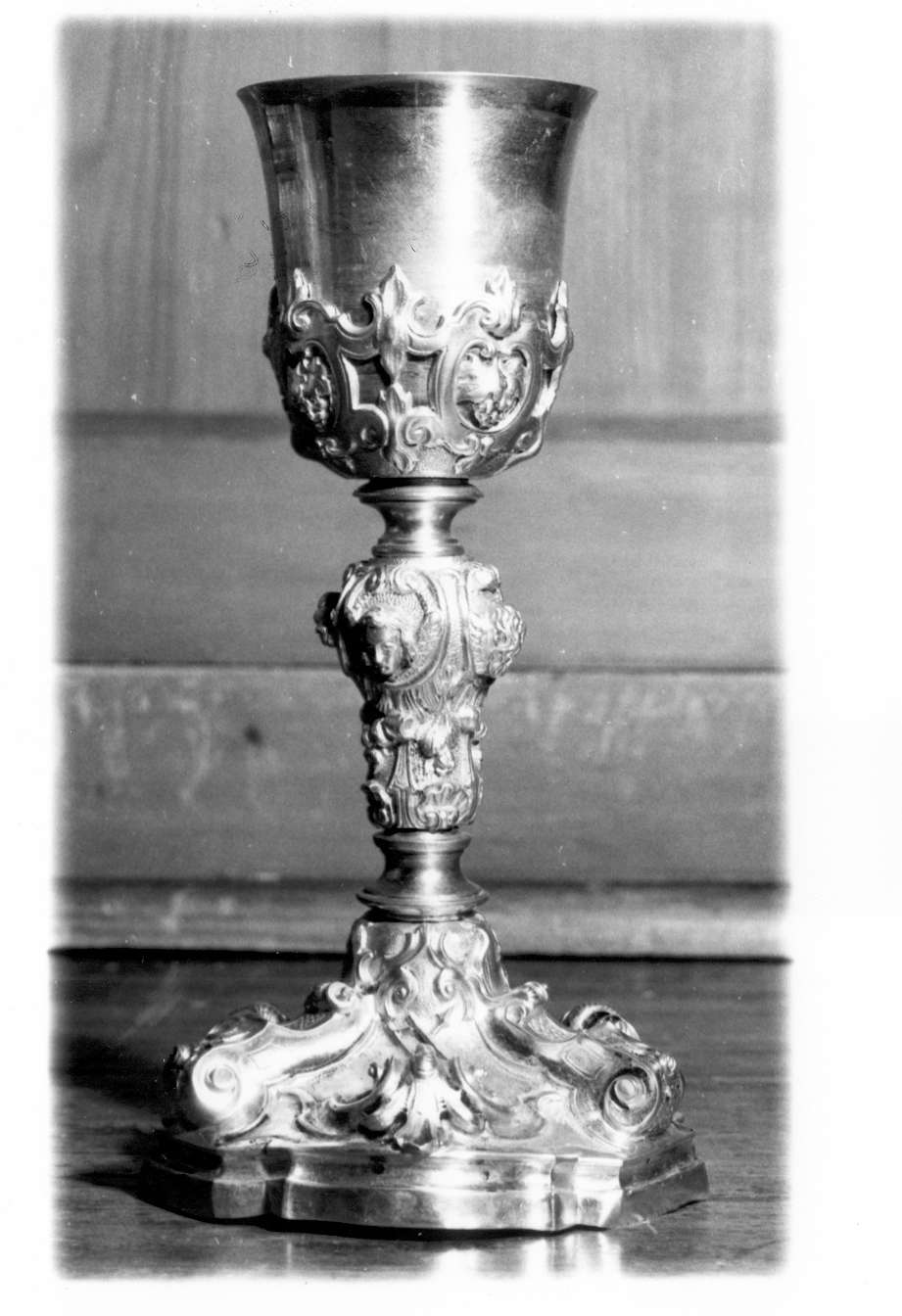 calice - manifattura emiliana (seconda metà sec. XIX)