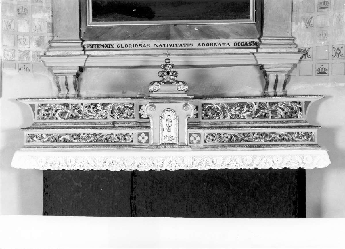 gradino d'altare - manifattura reggiana (seconda metà sec. XIX)