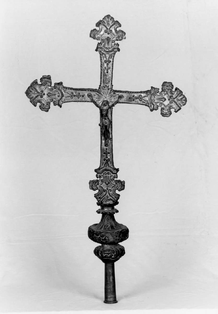croce processionale - manifattura emiliana (seconda metà sec. XIX)