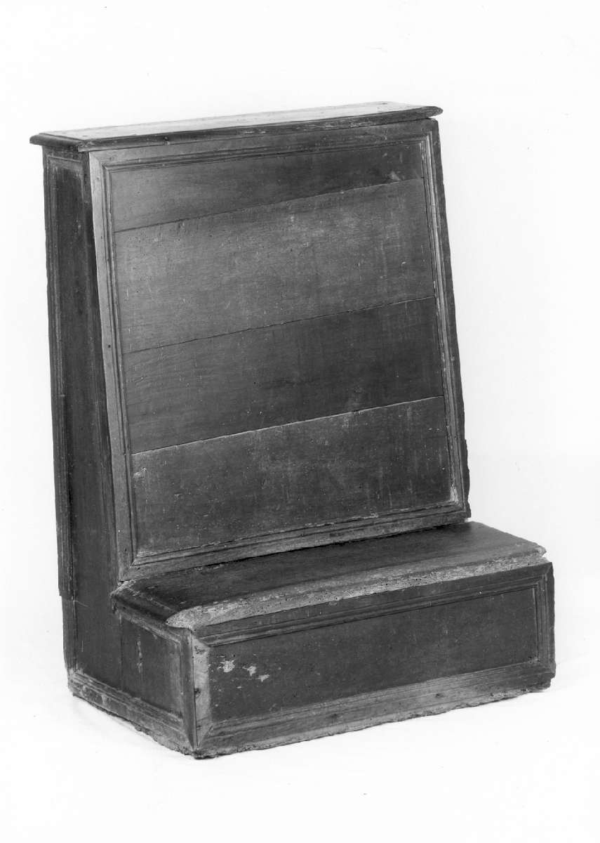 inginocchiatoio, serie - manifattura reggiana (sec. XIX)