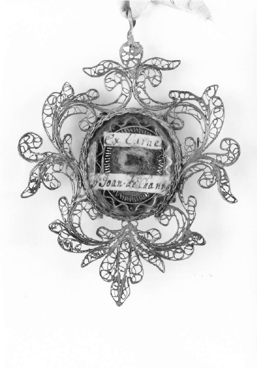 reliquiario a capsula - a medaglione - manifattura italiana (sec. XVIII)