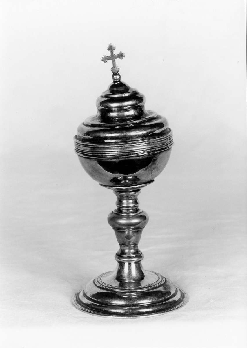 pisside da viatico - manifattura emiliana (seconda metà sec. XVIII)