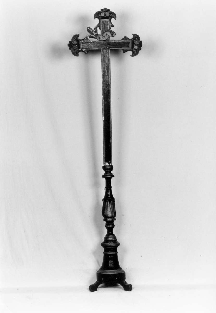 croce d'altare - manifattura reggiana (seconda metà sec. XIX)