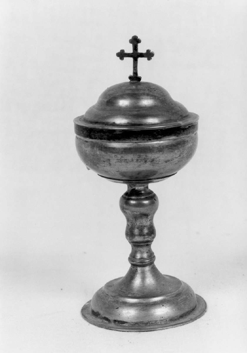 pisside da viatico - manifattura emiliana (seconda metà sec. XVIII)