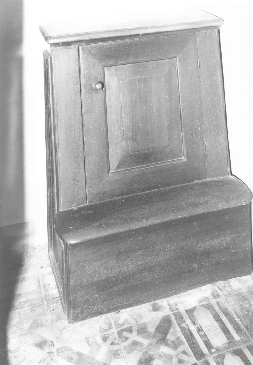 inginocchiatoio - manifattura emiliana (seconda metà sec. XIX)