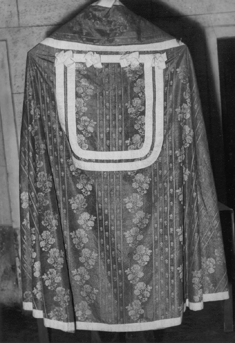 piviale - manifattura Italia settentrionale (seconda metà sec. XVIII)