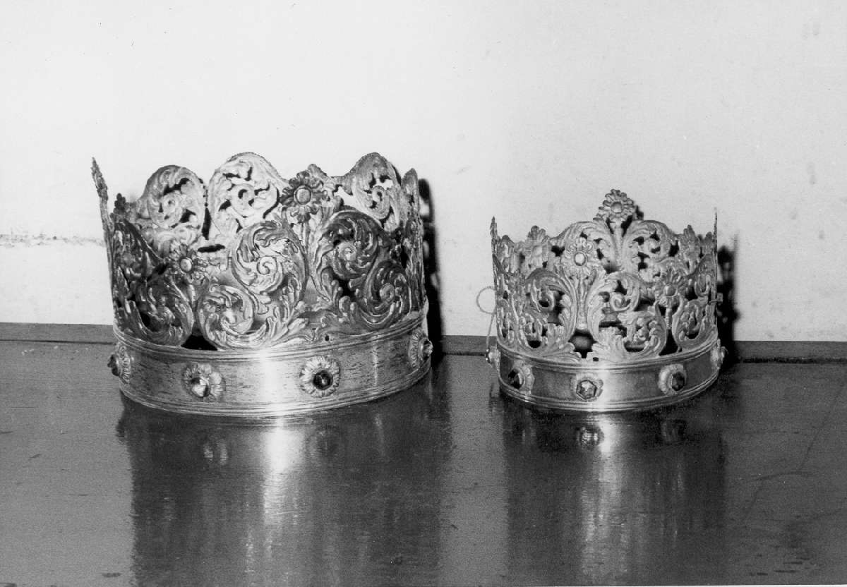 corona da statua, insieme - manifattura emiliana (prima metà sec. XVIII)